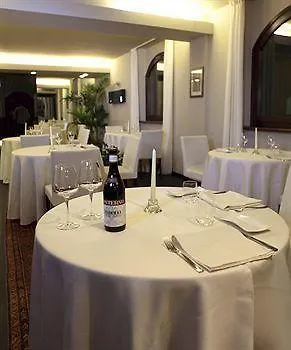 Golf Relais Monforte * Monforte dʼAlba